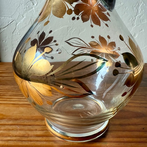 Vintage Glass Handblown Cruet Decanter – Floral Gold Detail - Picture 10 of 16